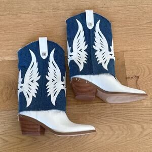GUESS - Reagan Denim Detail Western Boots in Blue White & Brown